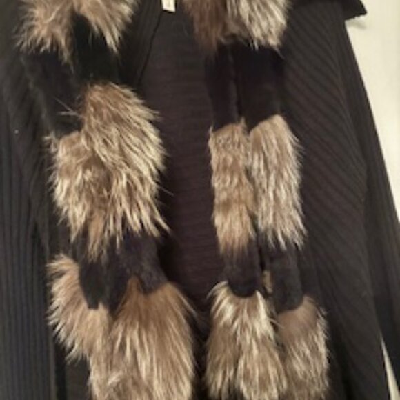 Fur trimmed draped cardigan - Picture 7 of 8